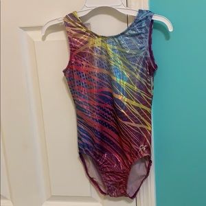 GK ELITE LEOTARD SIZE ADULT SMALL WITH SCRUNCHIE